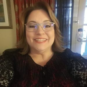 Meet your Posher, Linda